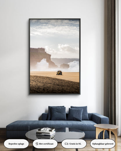 Dibond print: "De gigantische golfen in Nazaré"