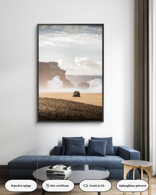 Dibond print: "De gigantische golfen in Nazaré"